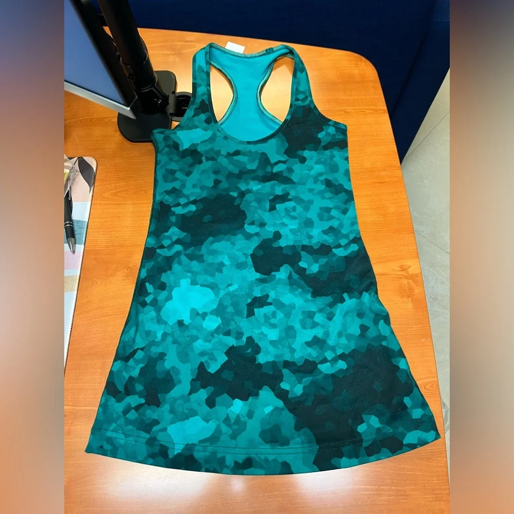 Lululemon‎ Cool Racerback Clouded Dreams Cosmic Teal Multi Size 2
